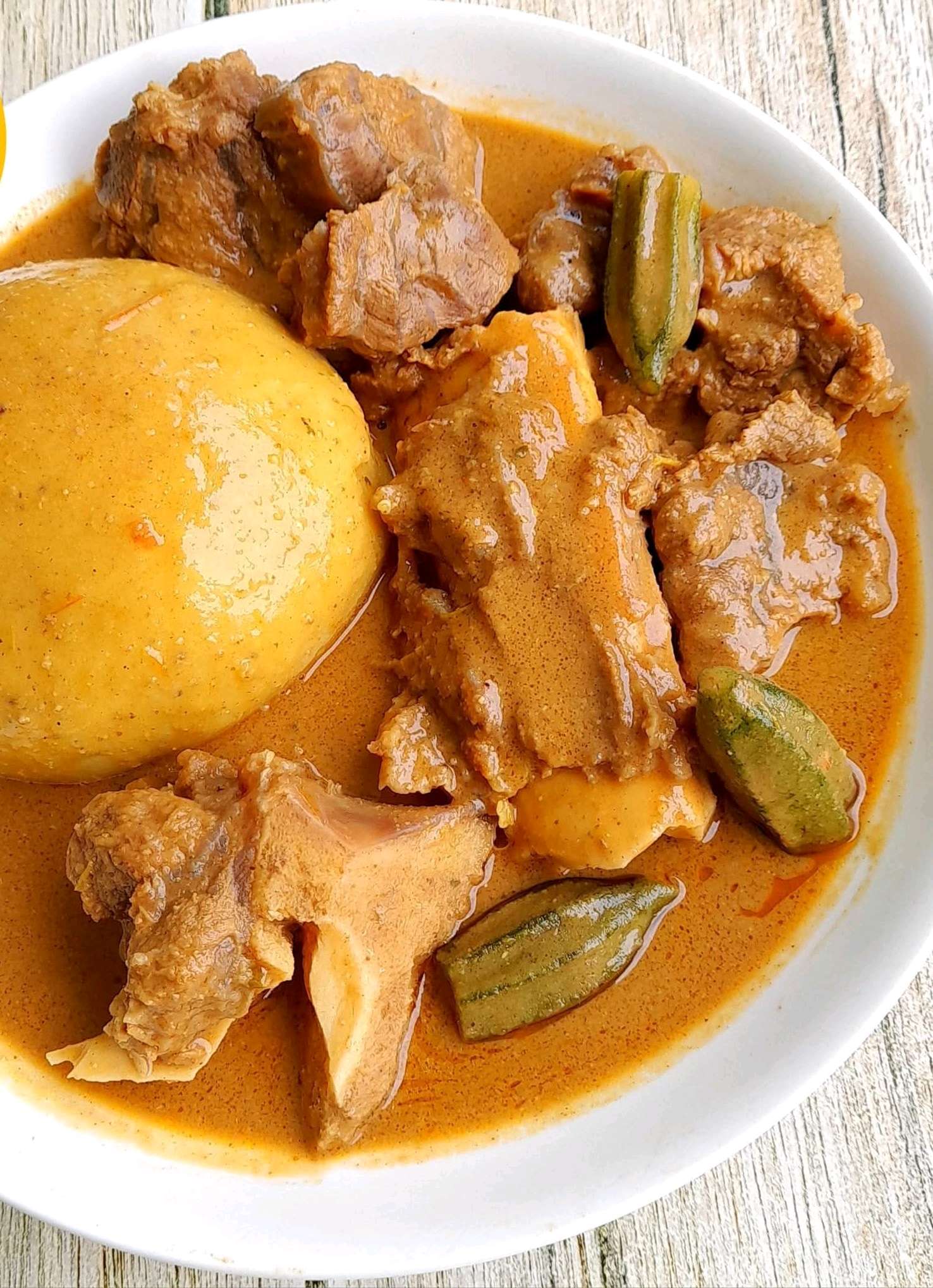 foutou sauce arachide viande